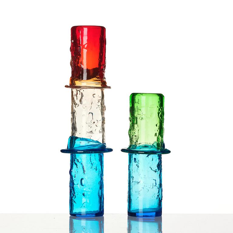 Oiva Toikka, a set of two "Bamboo" glass vases, Nuutajärvi, Notsjö, Finland, 1967-69.