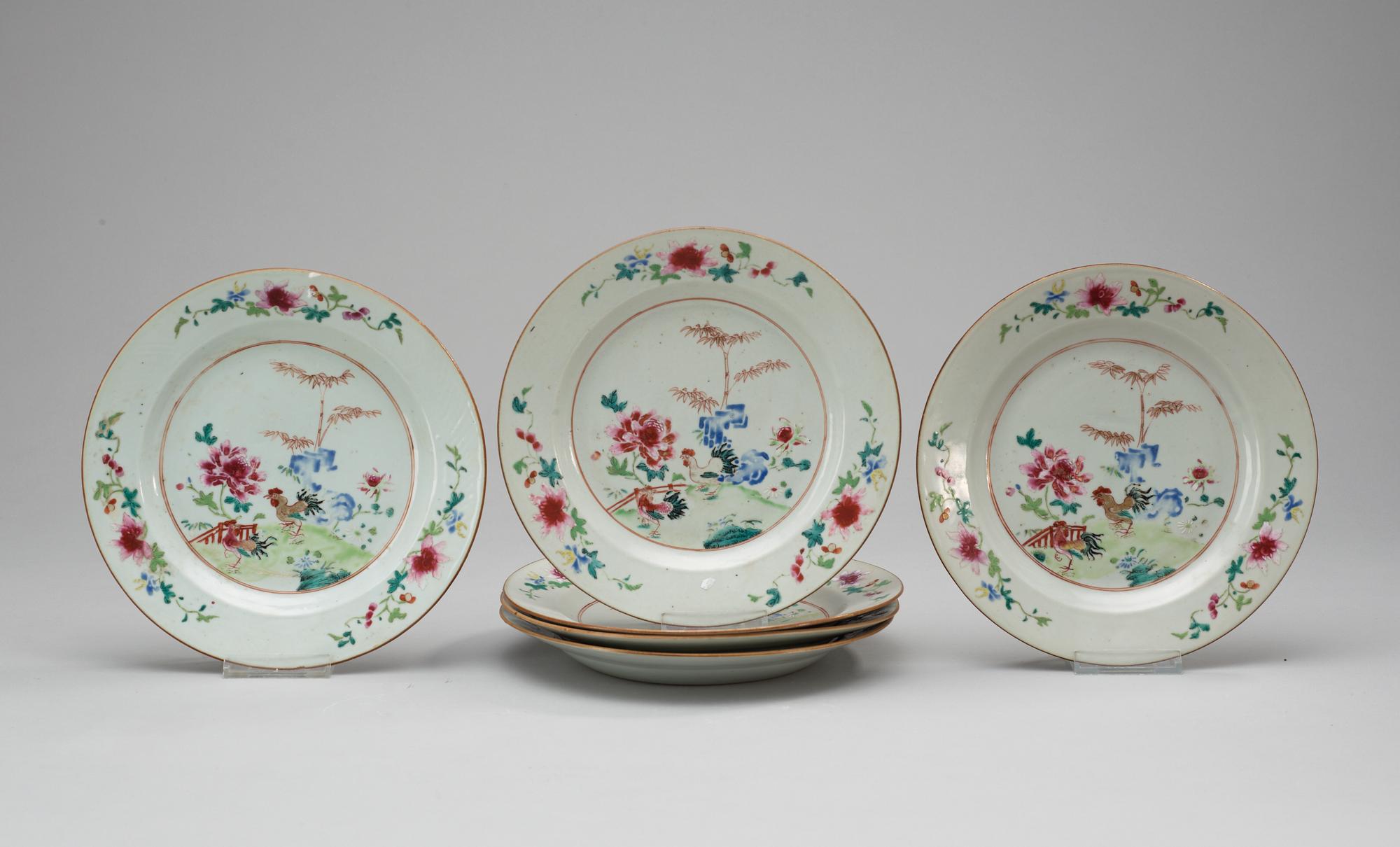 A set of six famille rose plates. Qing dynasty. Qianlong (1736-95).
