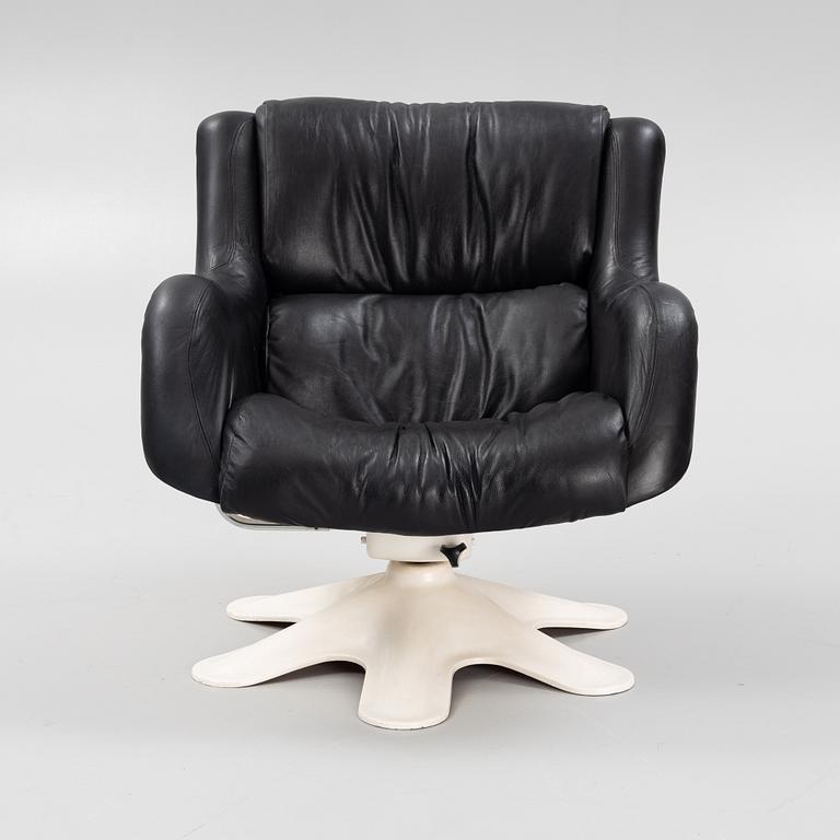 Yrjö Kukkapuro, a model 418N armchair, Haimi, 1970's.