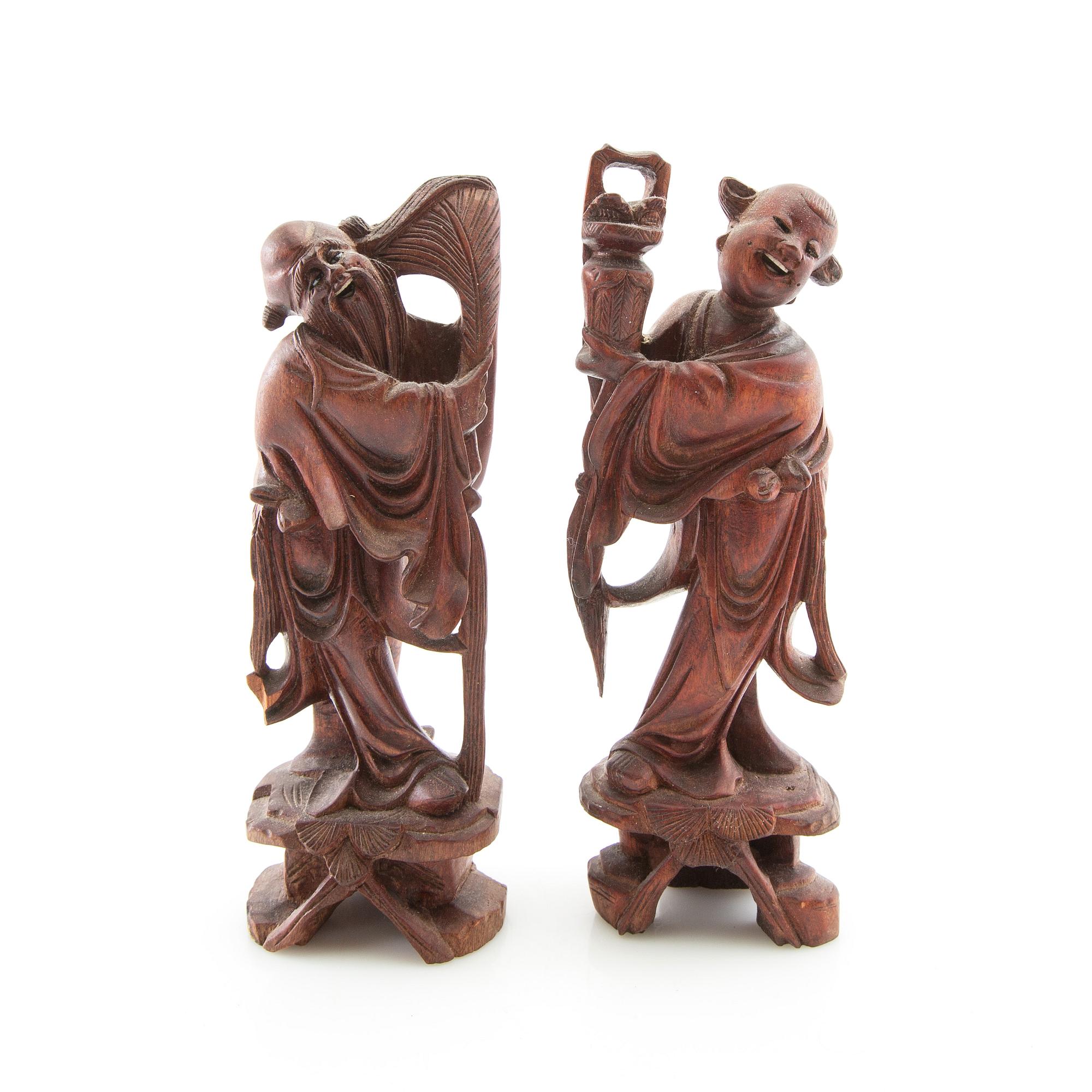 Figurines 4 pcs China 20th century.