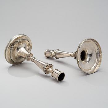 LJUSSTAKAR ETT PAR, silver, Madrid 1803, Antonio Goicochea, vikt 868 g.