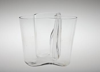 Alvar Aalto, A VASE.