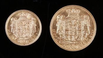 MYNT, 2 st, guld, Danmark. Tot vikt ca 13 gram.