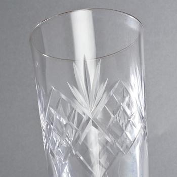 GLASSERVIS, 85 delar, Helgaliknande modell, 1900-tal.
