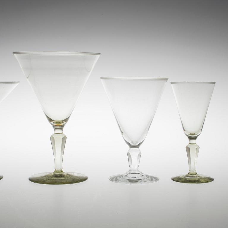 GLASSERVIS, 93 delar, 1900-tal.