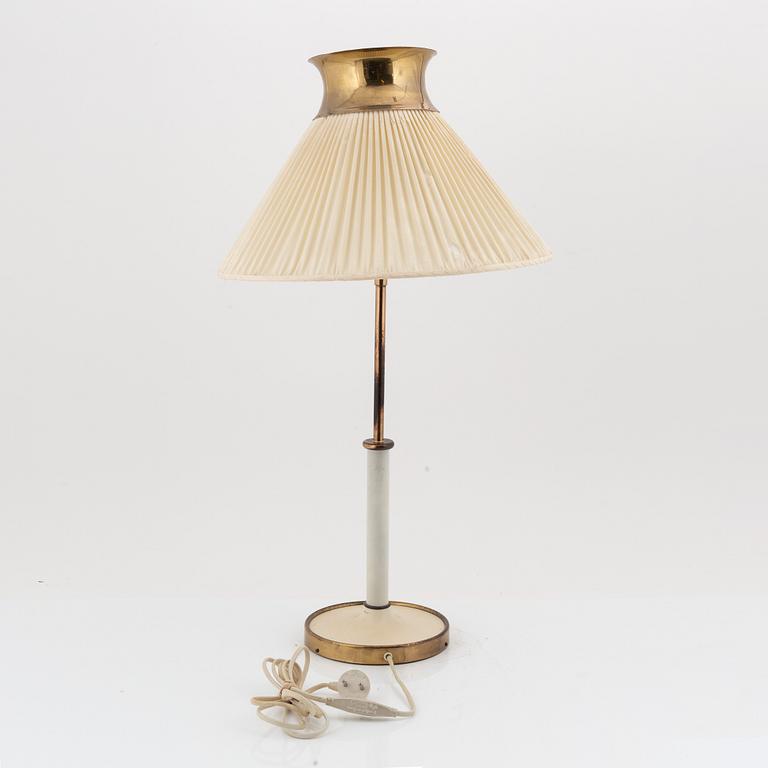 Josef Frank, bordslampa, modell 2466, Firma Svenskt Tenn.