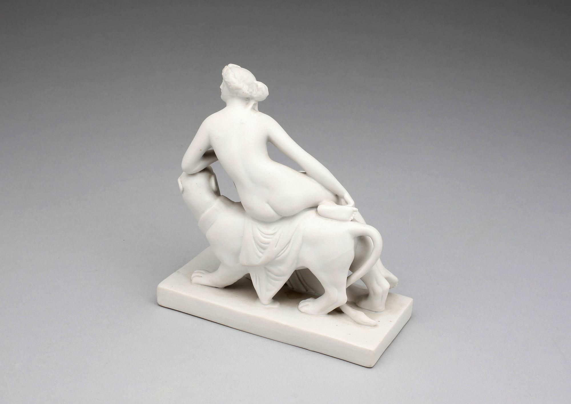 FIGURIN, parian, 1900-talets första hälft.