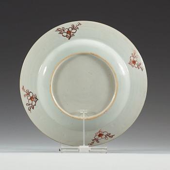 A set of ten famille rose dinner plates, Qing dynasty, Qianlong (1736-95).