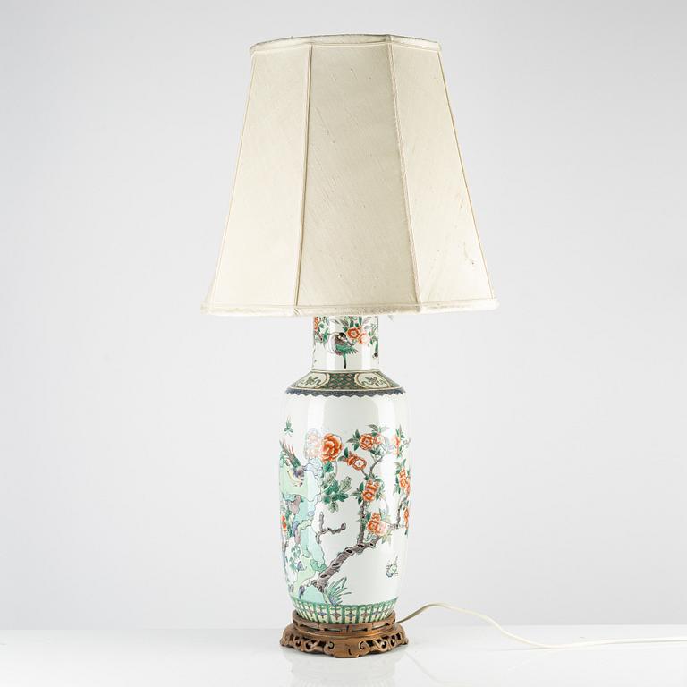 A Famille Verte porcelain Rouleau vase, China, early 20th century.