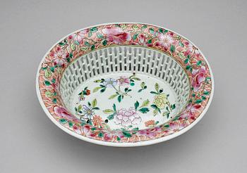 GALLERSKÅL, porslin, Kina 1800-tal.