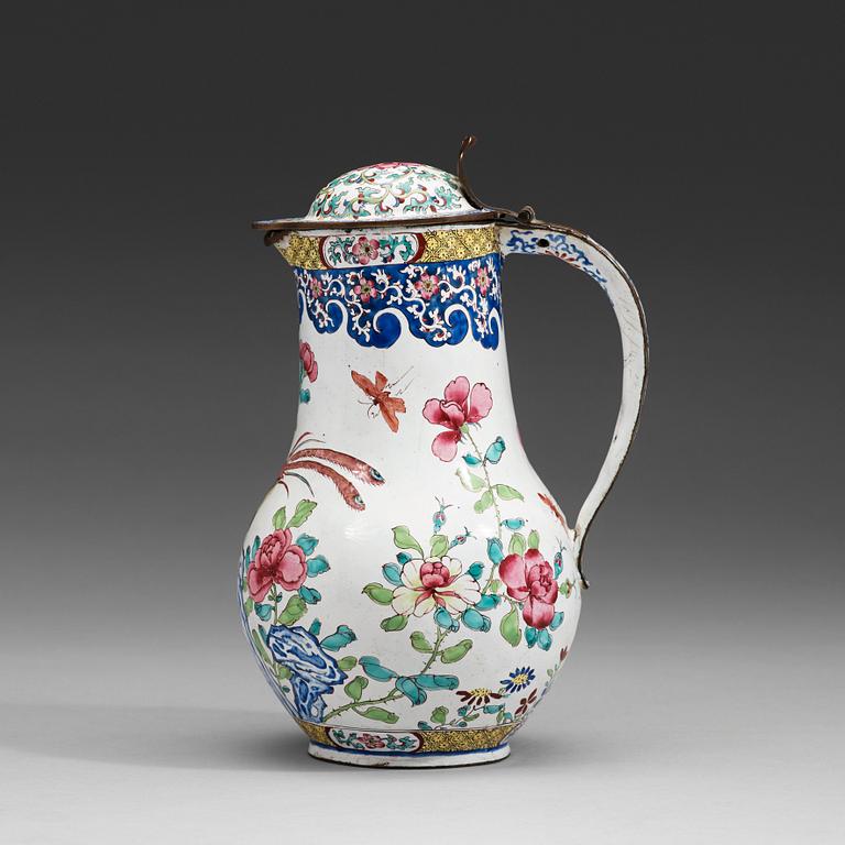 An export enamel on copper coffee pot with cover, Qing dynasty, Qianlong (1736-1795).