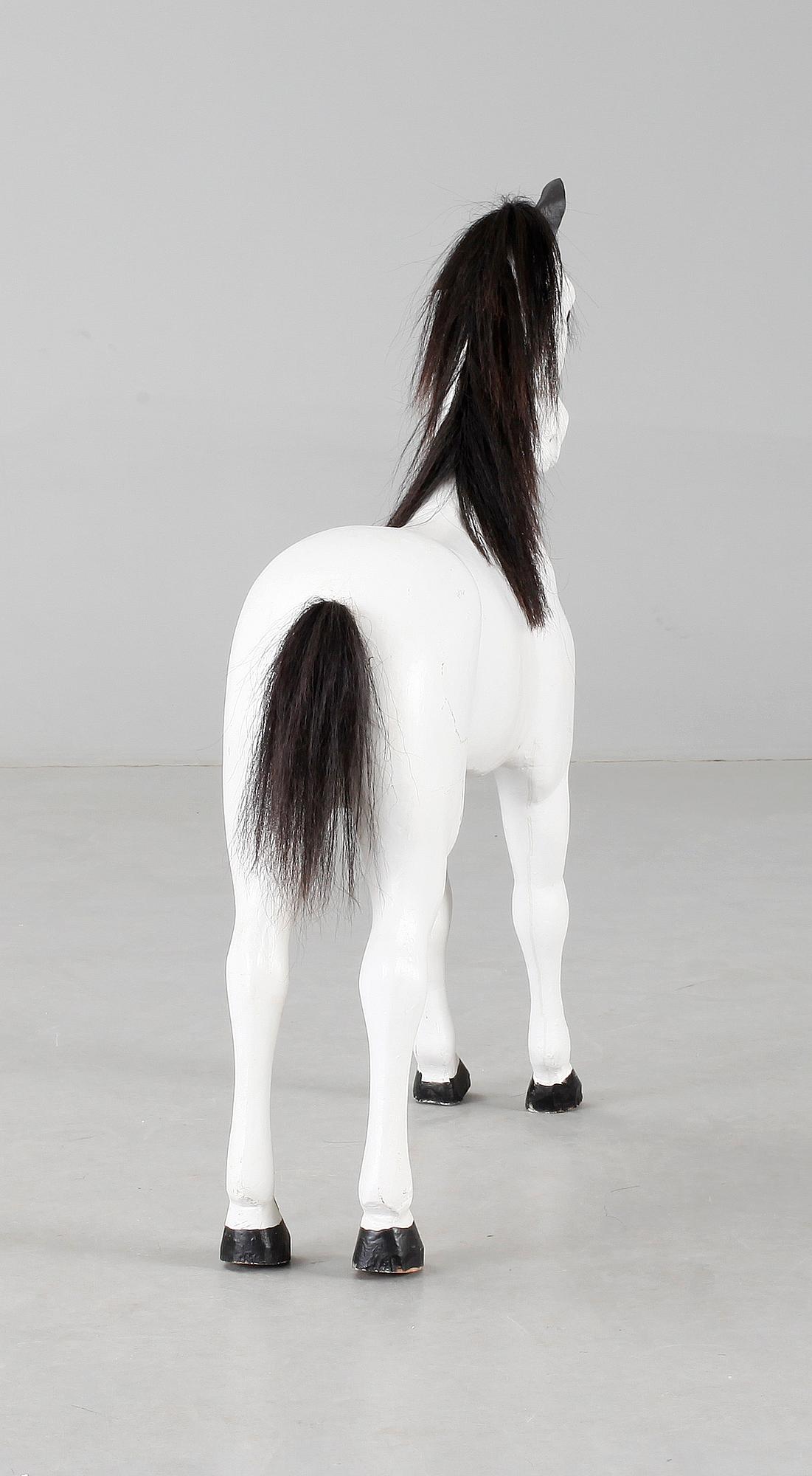 LEKSAKSHÄST. 1900-talets första hälft.