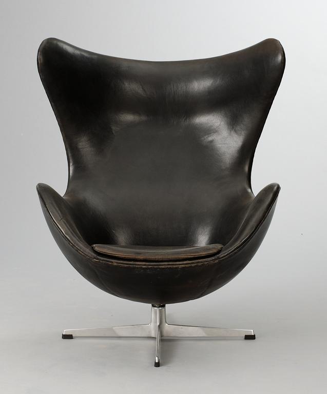 An Arne Jacobsen black leather 'Egg chair', Fritz Hansen, Denmark 1960's.