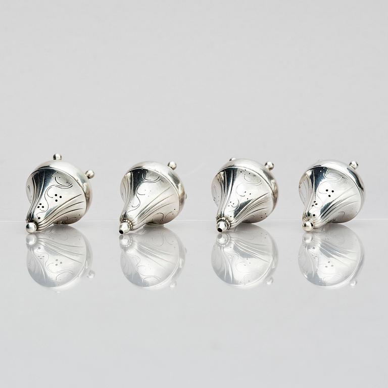 Georg Jensen, ströare, 4 st, sterling silver, design Harald Nielsen, Köpenhamn 1933-44, 1 st Köpenhamn efter 1945.