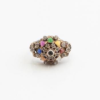 Ring, 14K gold with various coloured gemstones.