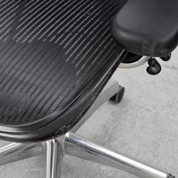 Don Chadwick och Bill Stumpf, skrivbordsstol, "Aeron", Herman Miller.