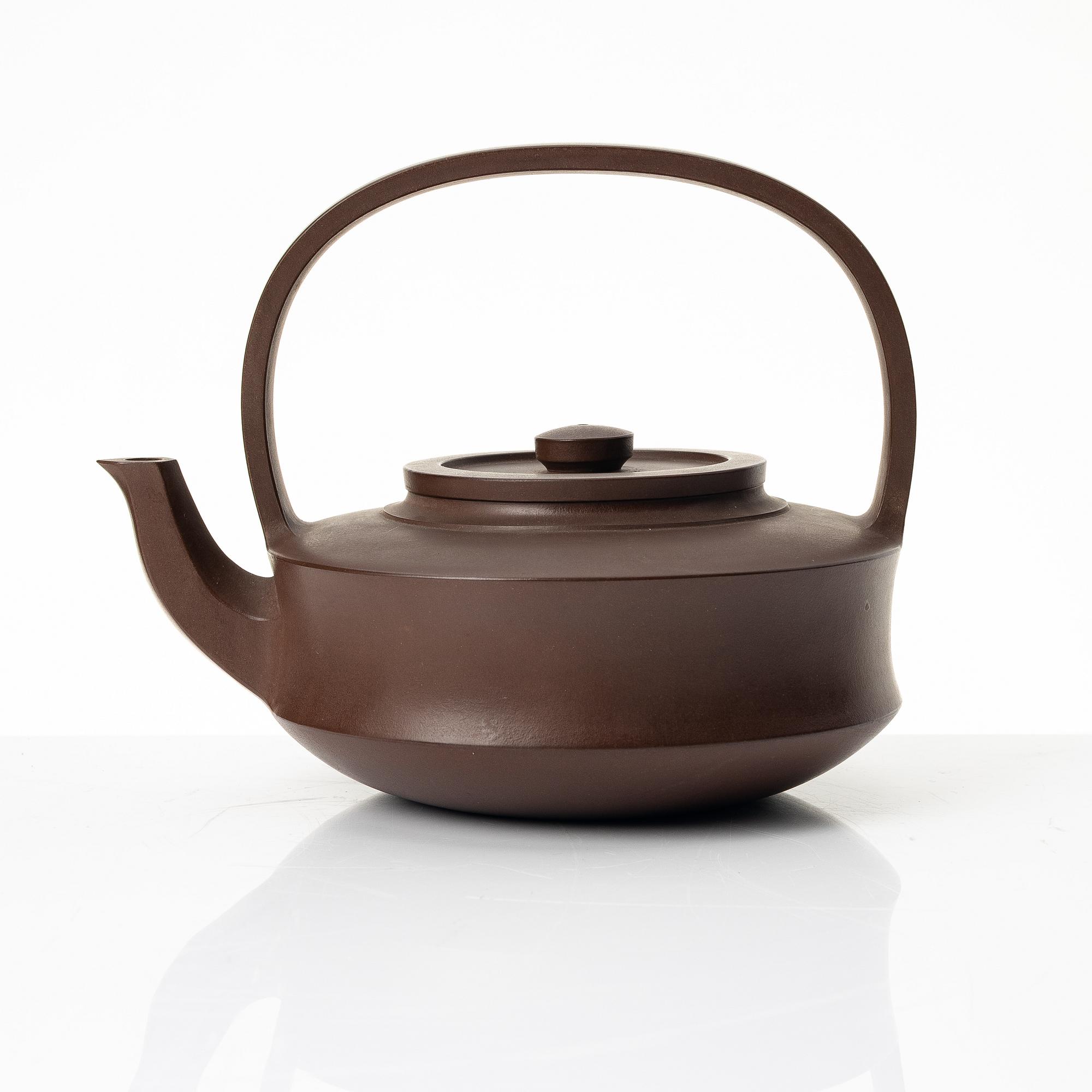 Gu Jingzhou, A Chinese Pianshihu Teapot, Gu Jingzhou.