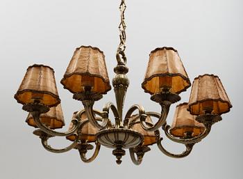 TAKKRONA, rokokostil, 1900-talets första hälft. Höjd ca 45 cm.