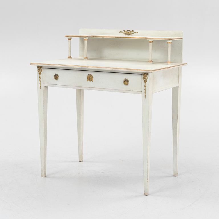 Skrivbord med uppsats, Gustaviansk stil, 1900-tal.