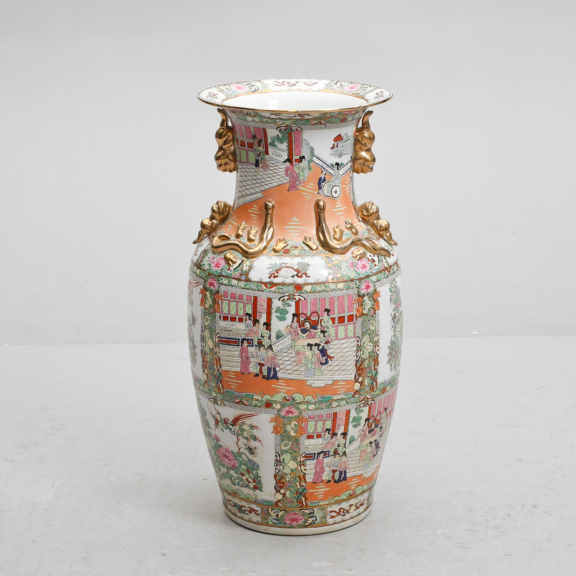 GOLVURNA, porslin, Kina, Kanton, 1900-tal.