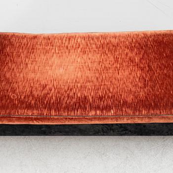 Daybed, 1930s.