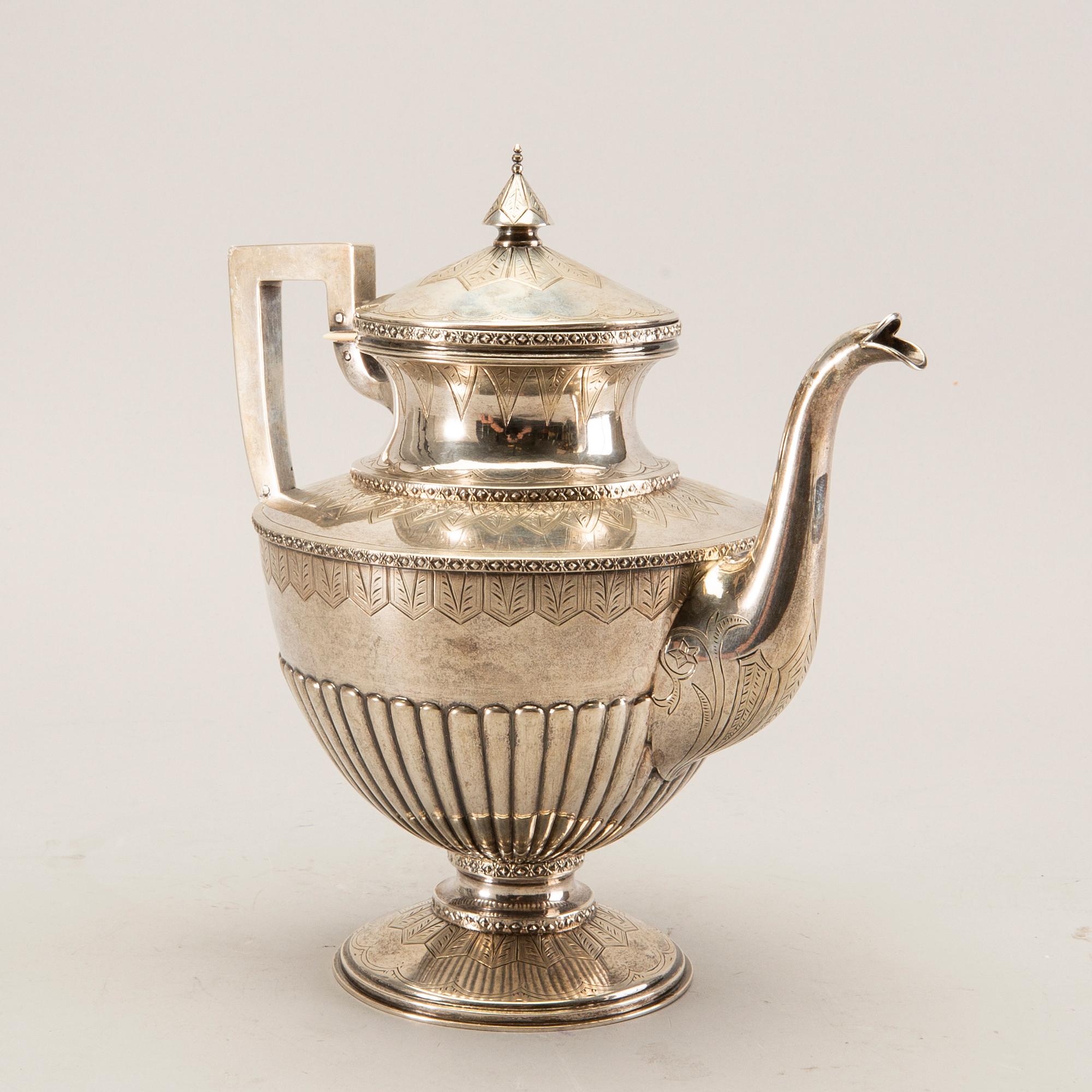 A Swedish 19th century silver coffee pot mark of CP Hedin Jönköping 1893, weight 506 gr.