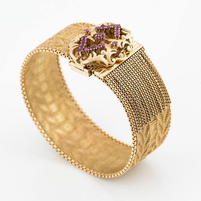 Armband, 18K guld med tofsar och rosa stenar, Italiensk stämpel.