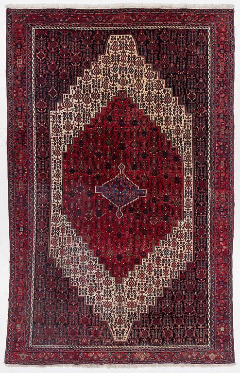 Matta, Senneh ca 330 x 205 cm.