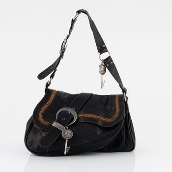 Christian Dior, a leather 'Gaucho saddle bag'.