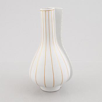 Wilhelm Kåge, a 'Guldsurrea' stoneware vase, Gustavsbergs studio.