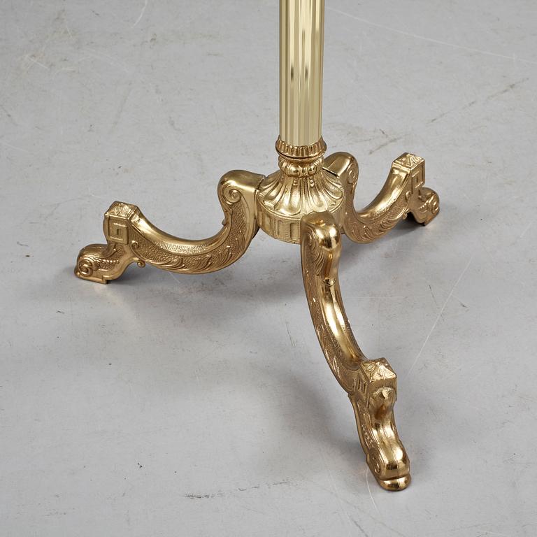 HERRBETJÄNT, 1900-talets andra hälft.