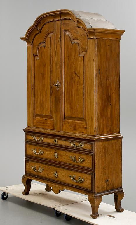 SKÅP, rokoko, 1700-tal.