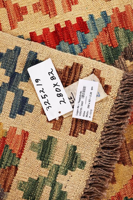 Gallerimatta, Kelim, ca 280 x 82 cm.