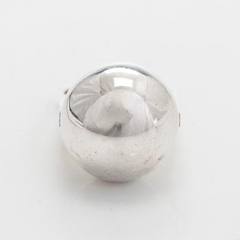 Pekka Piekäinen, ring, silver.