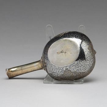 A Russian 19th century silver-gilt and niello kovsh, mark of Wasilij Semenow, possibly, Moscow 1872.