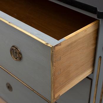 Chest of drawers, Gustavian style, 20th century.