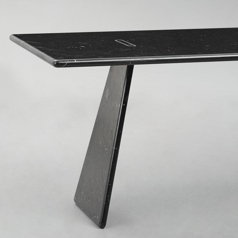 Angelo Mangiarotti, bord, "Asolo", Agapecasa, Italien, 2020.