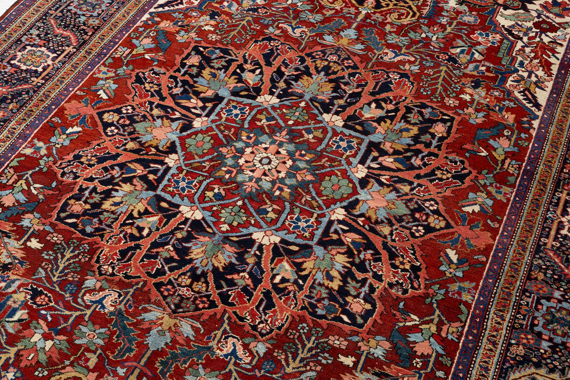 Matta, semiantik Heris, 380 x 255 cm.