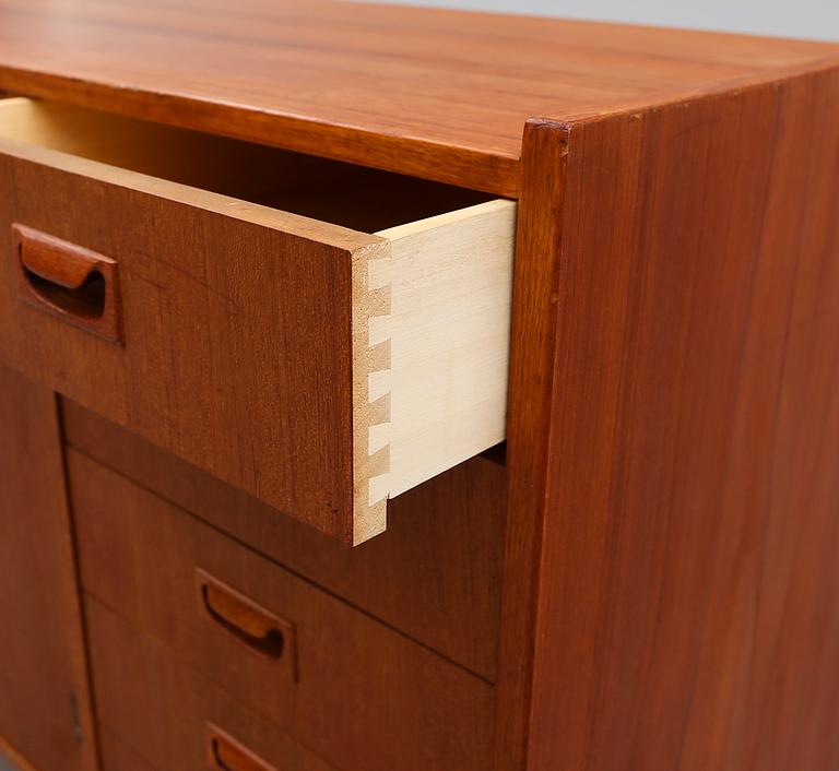 SIDEBOARD, 1900-talets andra hälft.