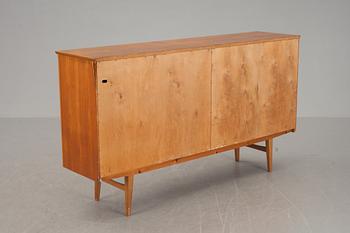 SIDEBOARD, 1900-talets mitt.
