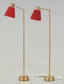 GOLVLAMPOR, två stycken, mässing, Hans Bergström, Ateljé Lyktan samt Philips, 1950-/1960-tal.