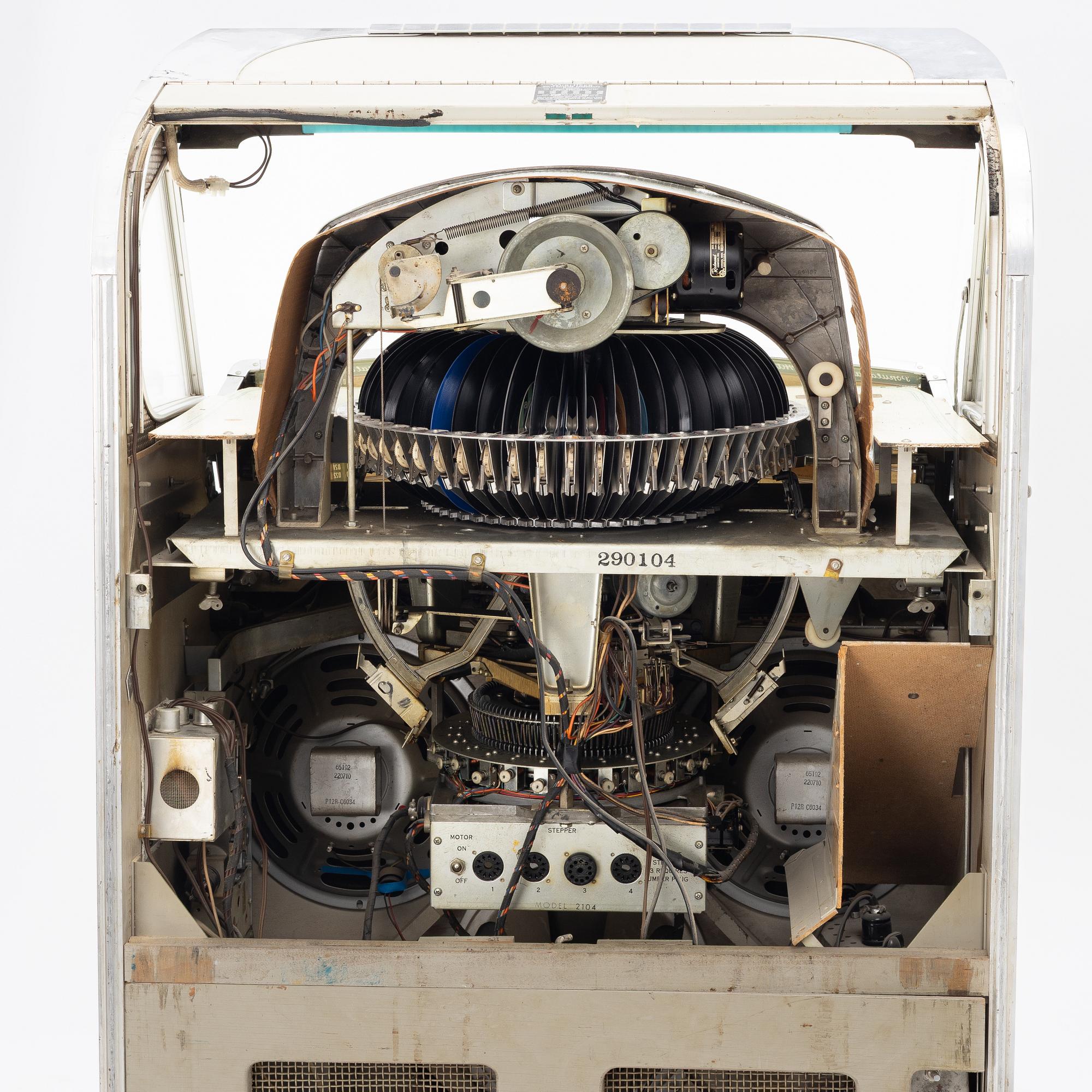 Jukebox, Wurlitzer, modell 2104, Rudolph Wurlitzer Company, North Tonawanda, New York, USA, 1957.