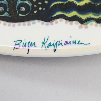 Birger Kaipiainen,  A ceramic dish, signed Birger Kaipiainen. Rörstrand 172/500.