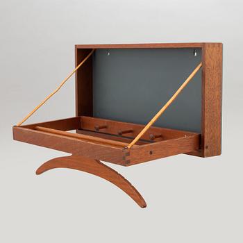 Adam Hoff & Poul Östergaard, Virum Möbelsnickeri clothes hanger, Denmark, mid 20th Century.