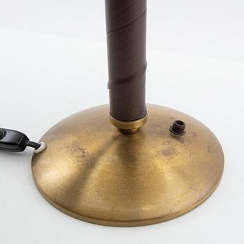 Einar Bäckström's Metal Goods Factory, table lamp, model '5013', Swedish Modern, 1940s.