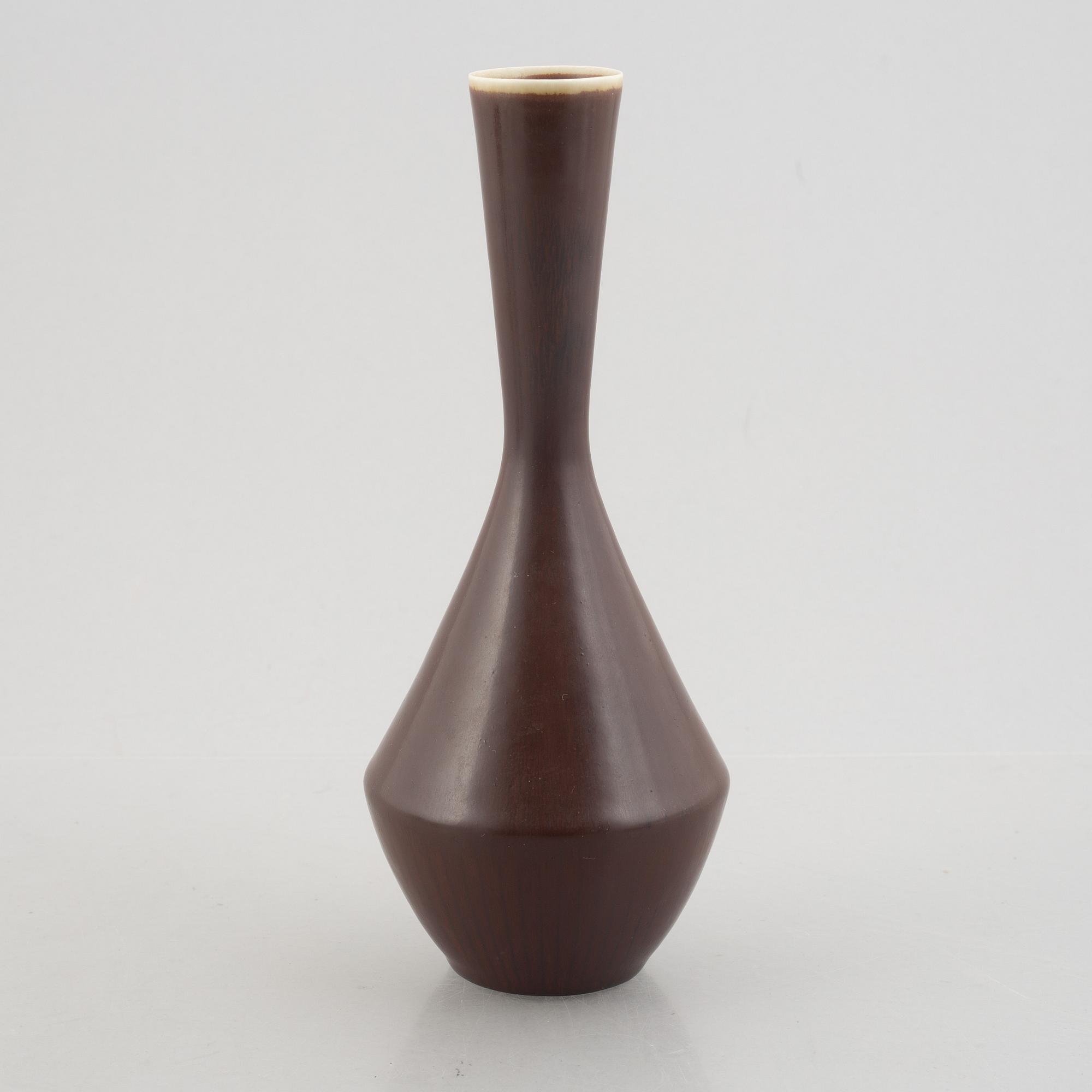 Carl-Harry Stålhane & Gunnar Nylund, a set of 6 ceramic pieces, Rörstrand, Sweden, 1950's/60's.