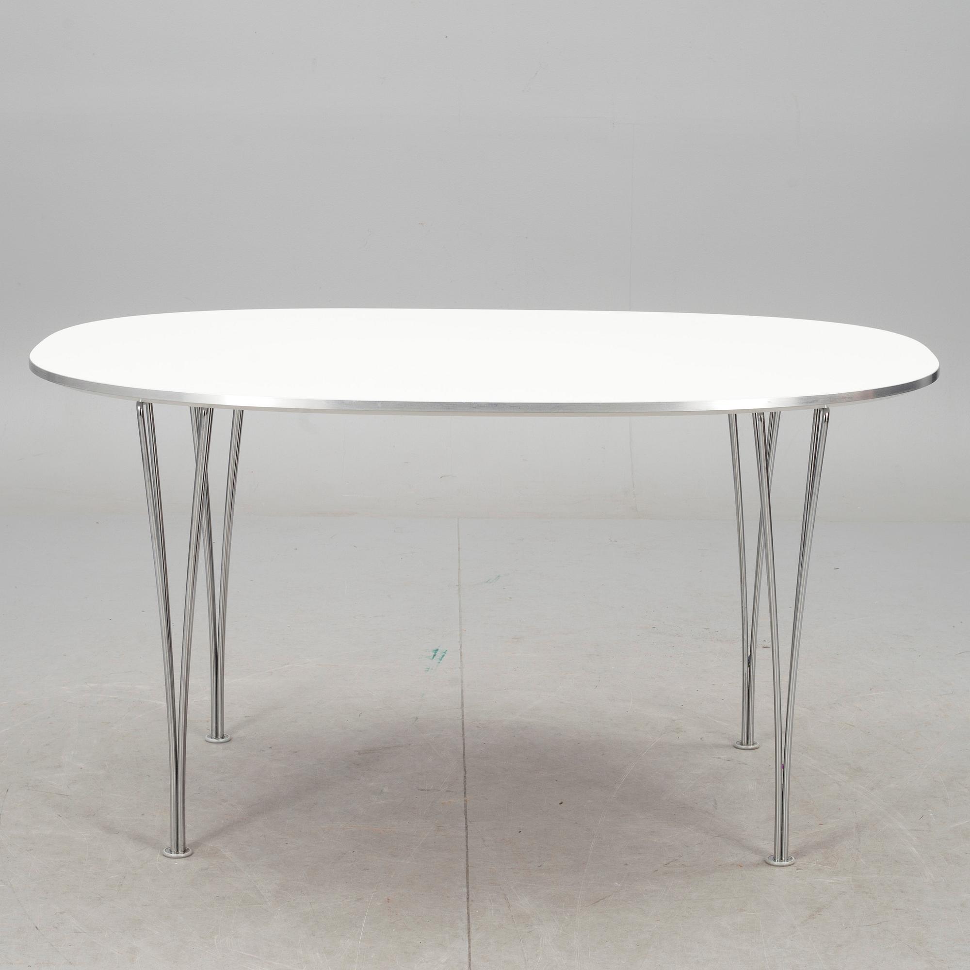 MATBORD, "Superellips", Piet Hein och Bruno Mathsson för Fritz Hansen, etikettmärkt 1999.
