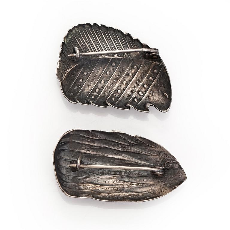 Kirsti Ilvessalo, broscher, 2 st, silver, Kalevala Koru.
