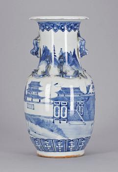 VAS, porslin, Kina, 1900-tal.