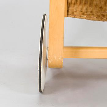 Alvar Aalto, serveringsvagn, modell 900, Artek, Finland, 1970-tal.